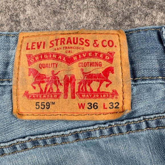 Levis Jeans Mens 36 x 32 Relaxed Straight 559 Distressed 100% Cotton Denim - Picture 4 of 14